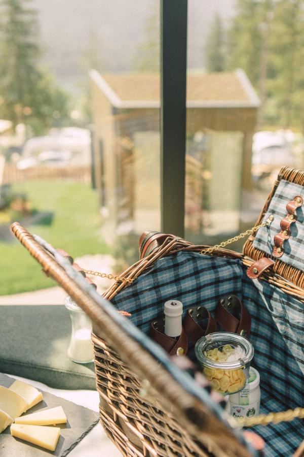 Skyview Chalets Am Camping Toblacher See エクステリア 写真